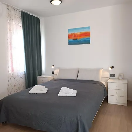 Apartament Novis